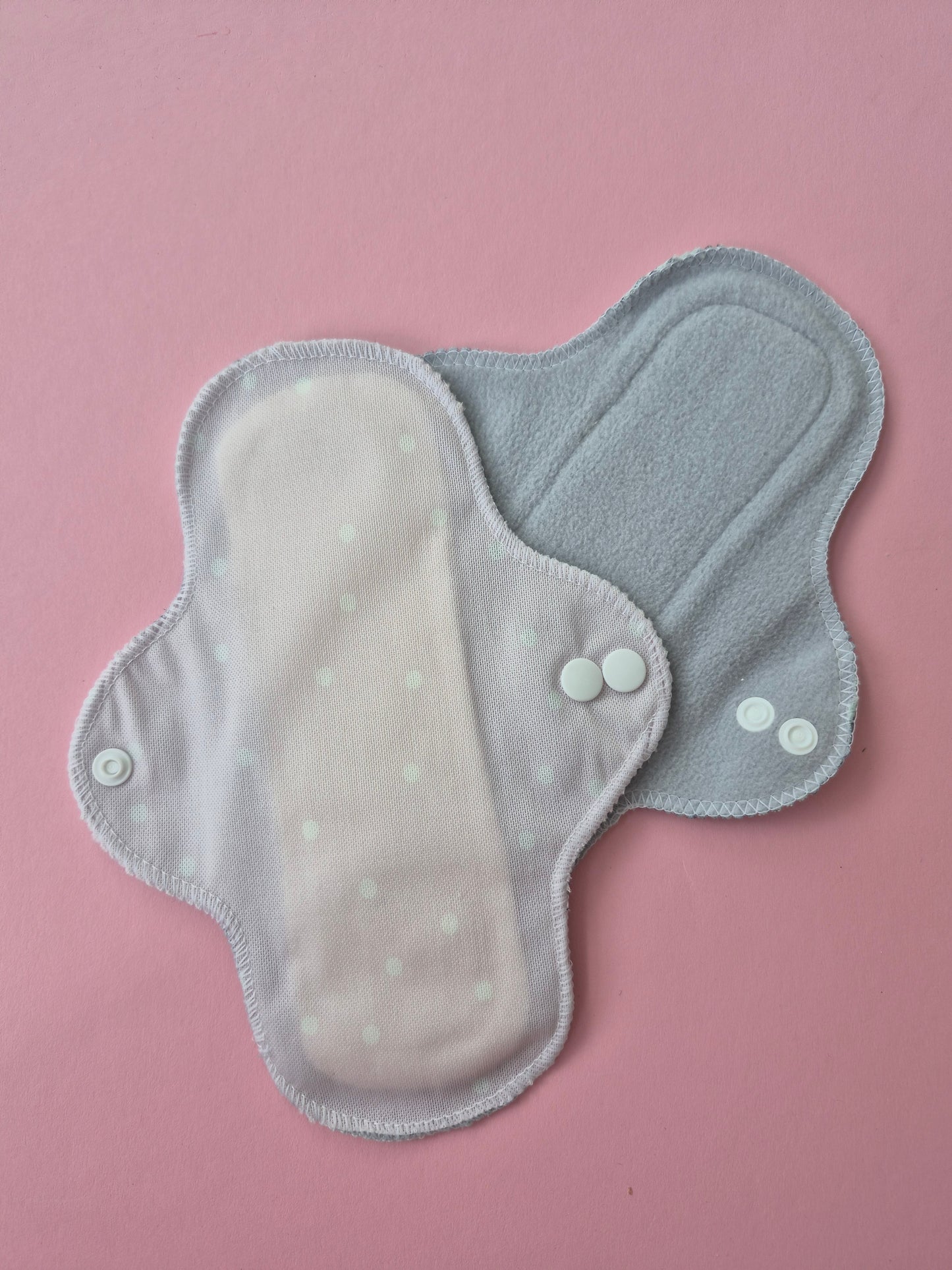 Light flow cloth pads